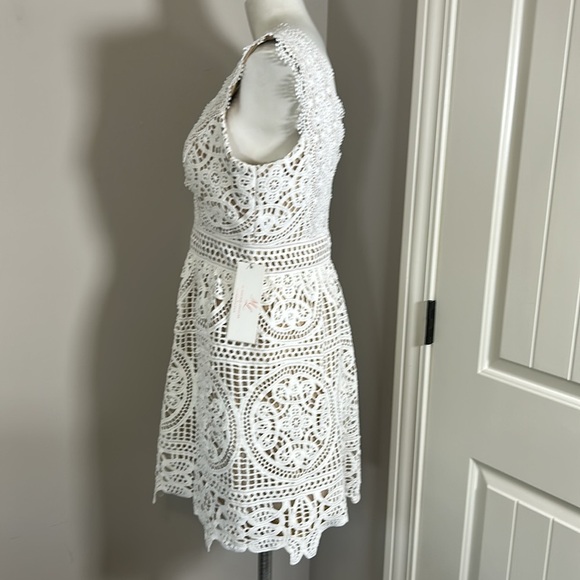 Monique Lhuillier x Anthropologie Yolande Lace Dress Ivory Scalloped Vneck 8 NEW - Picture 8 of 16